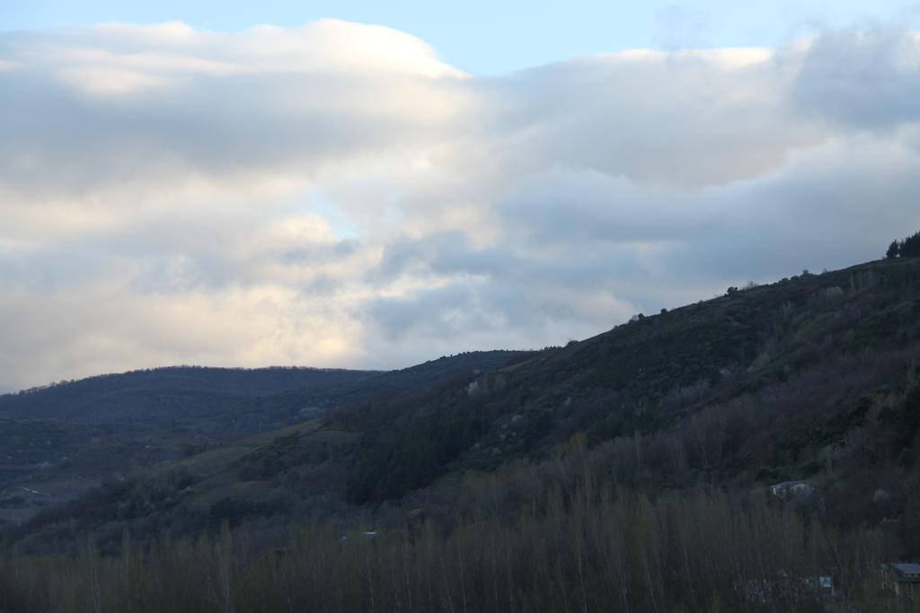 Venecia Bed&Breakfast Villafranca Del Bierzo Εξωτερικό φωτογραφία